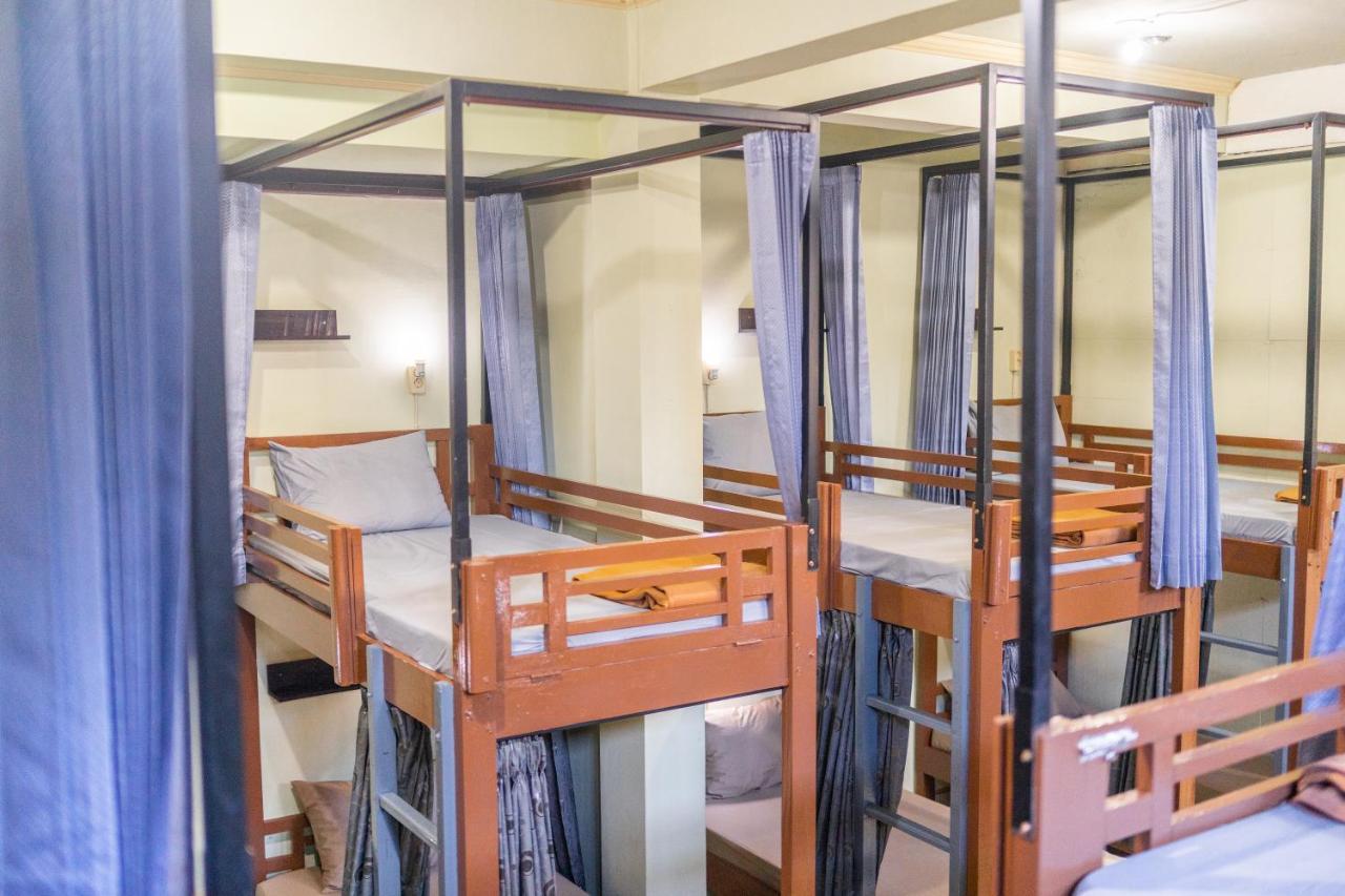 Bamboo Ubud Hostel エクステリア 写真