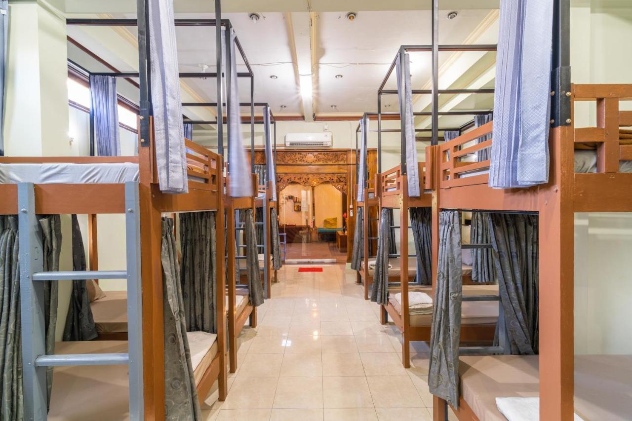 Bamboo Ubud Hostel エクステリア 写真